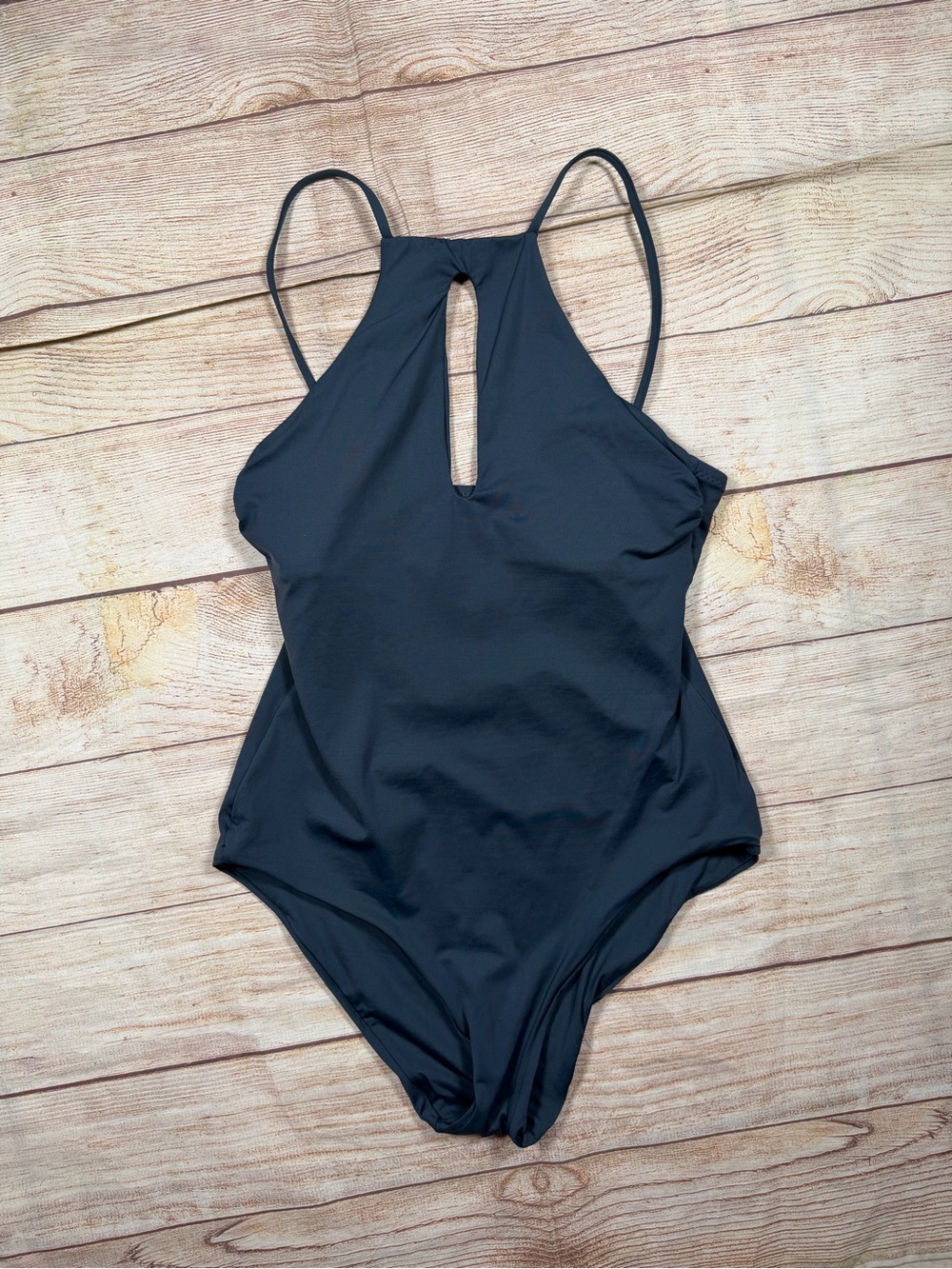 BECCA Women’s High Neck Keyhole One-Piece Swimsuit‎